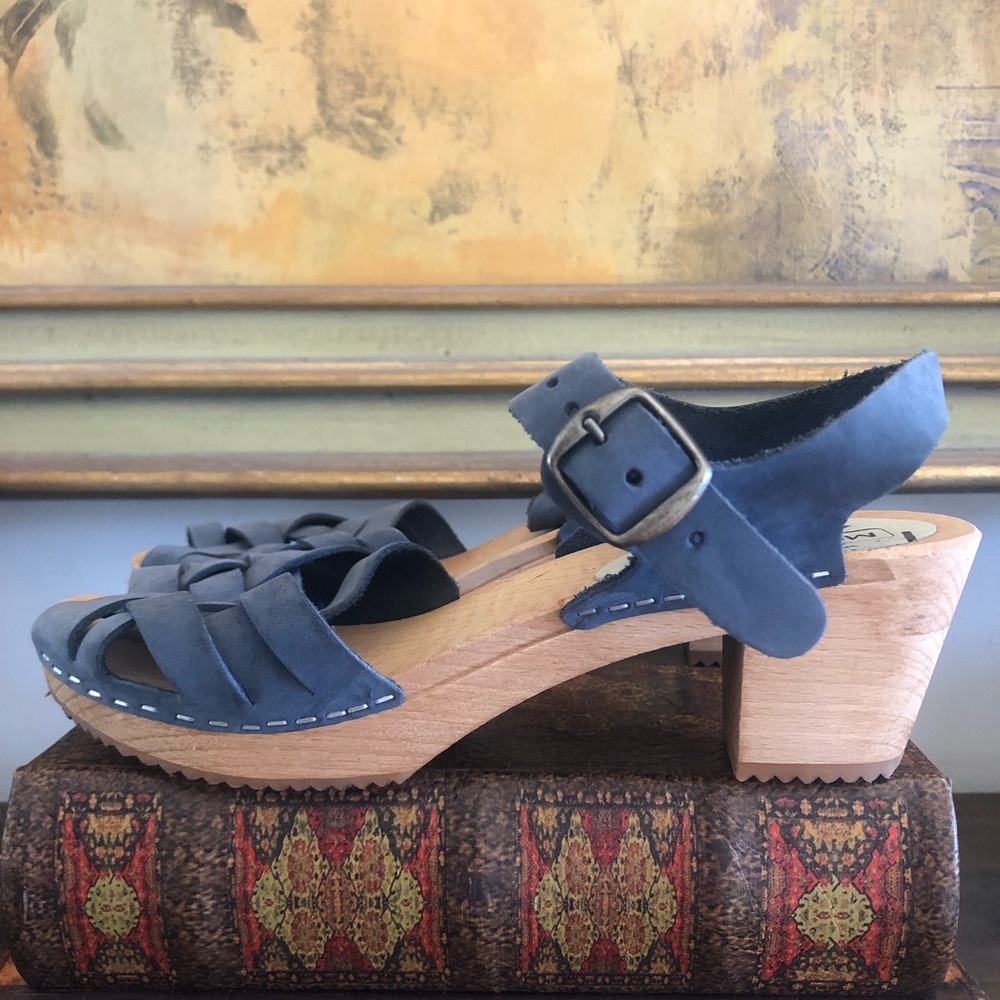 SOLD Moheda Swedish Clogs